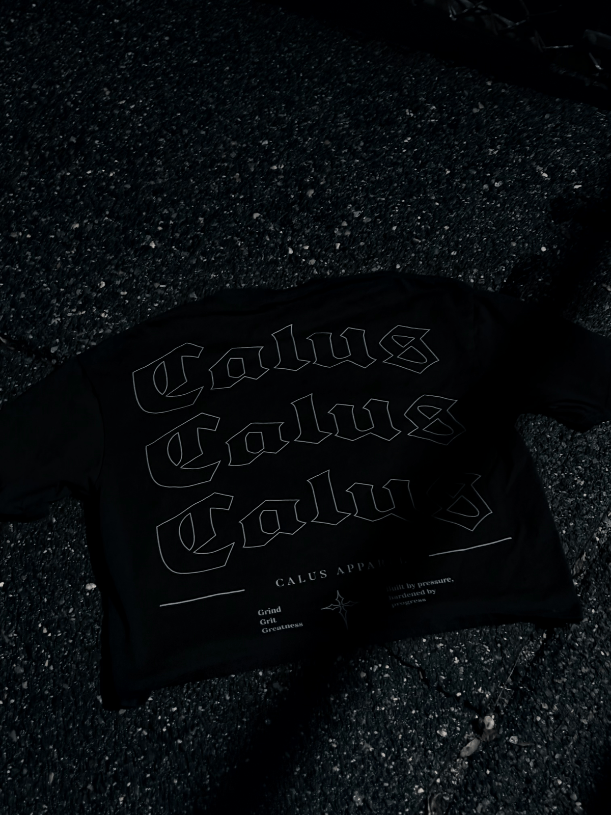 CALUS Original Cropped T-Shirt